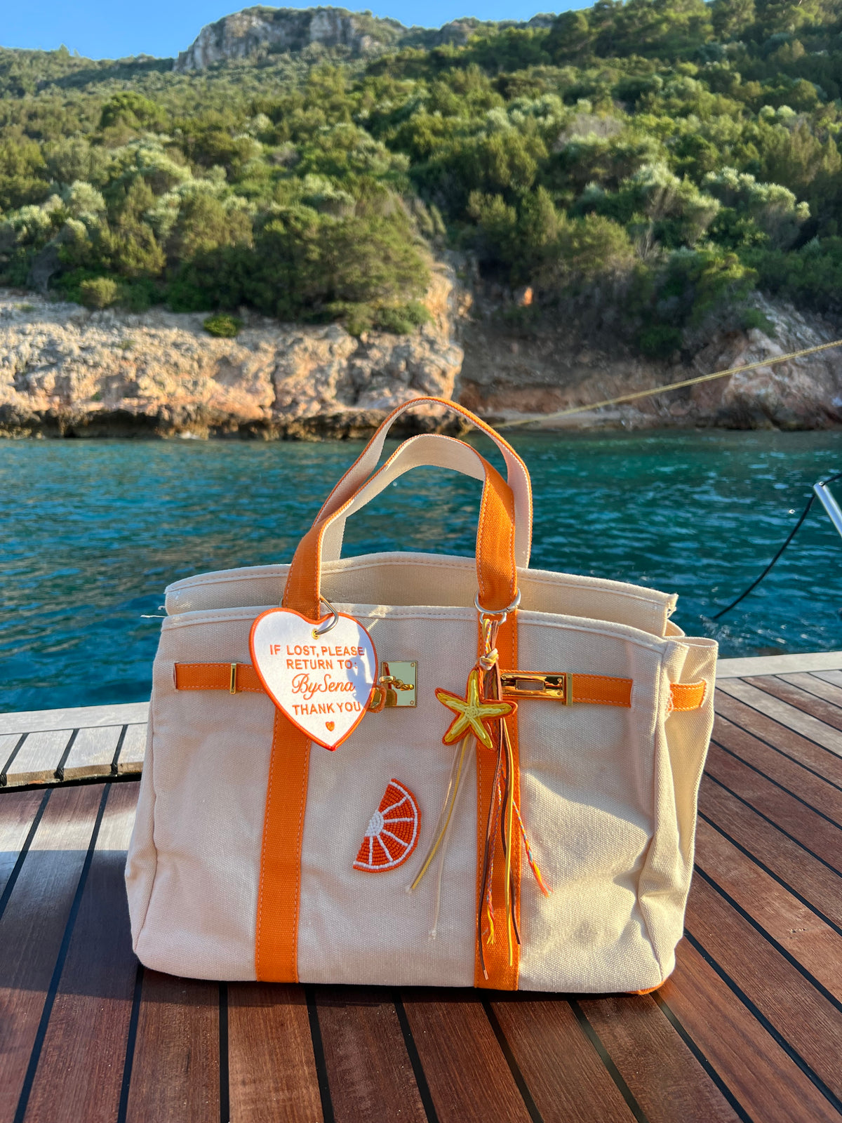 LUSH SUMMER TOTE