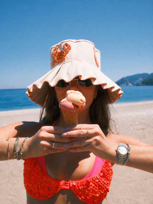 ORANGE LUSH HAT